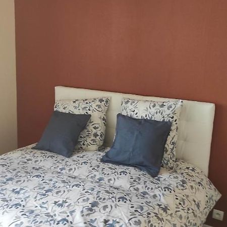 Aubigny Sur Nere Apart otel Dış mekan fotoğraf